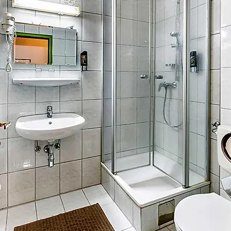 Hotel Kranerwirt 3*